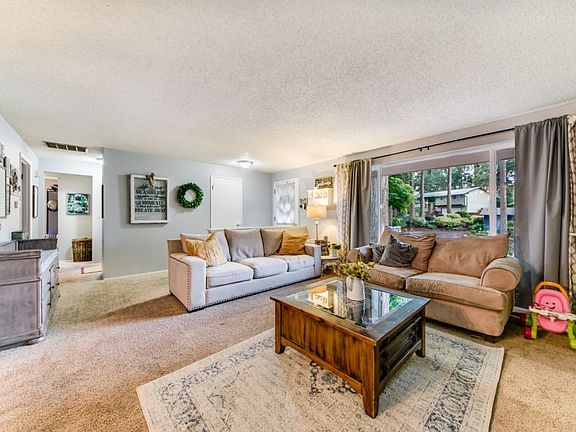 4th image of 8117 69th Ave SW