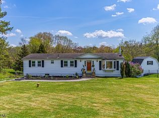 36 Statesville Quarry Rd, Lafayette, NJ 07848