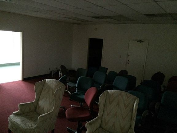 4th image of 1636 W Irving Blvd Ste 200