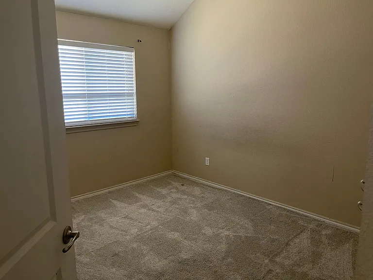 412 Windridge Dr — Photo 11