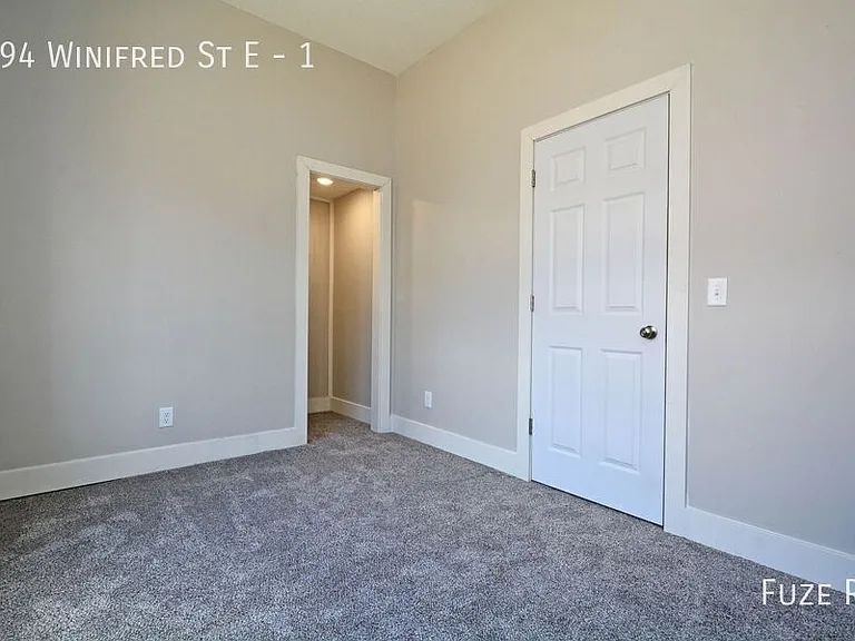 294 Winifred St E #1 — Photo 8