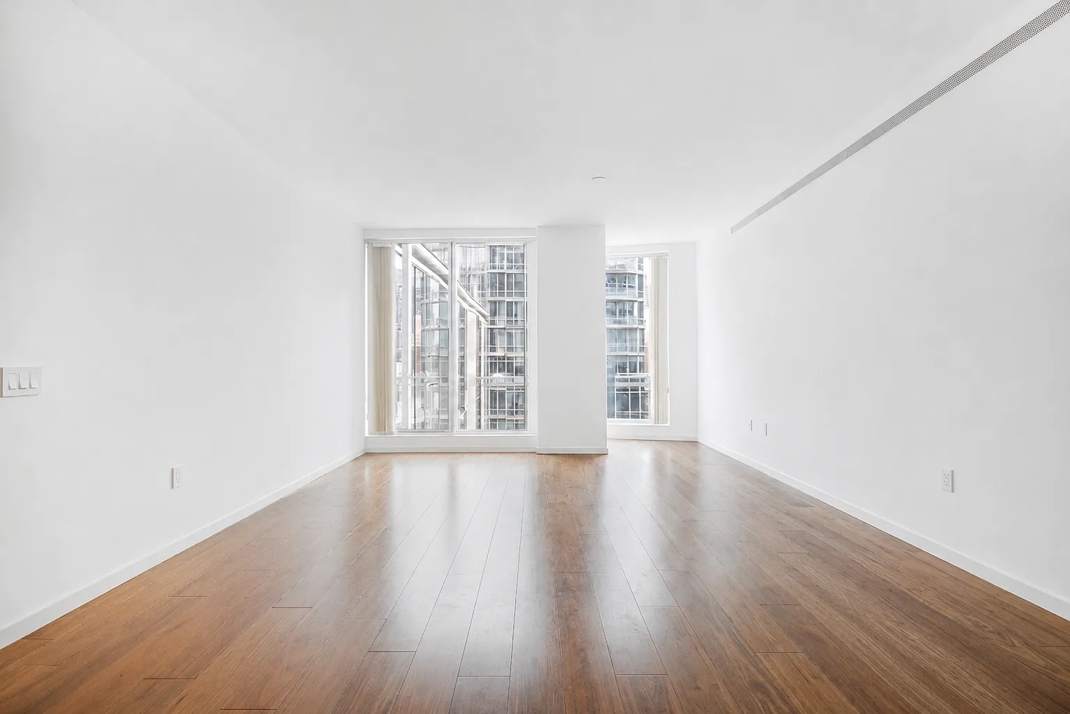 1 West End Avenue — Photo 3