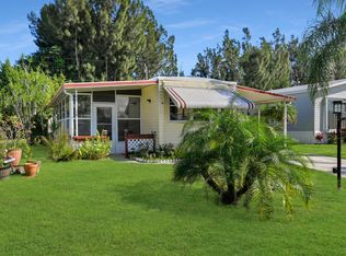 8001 SE Skylark Ave, Hobe Sound, FL 33455