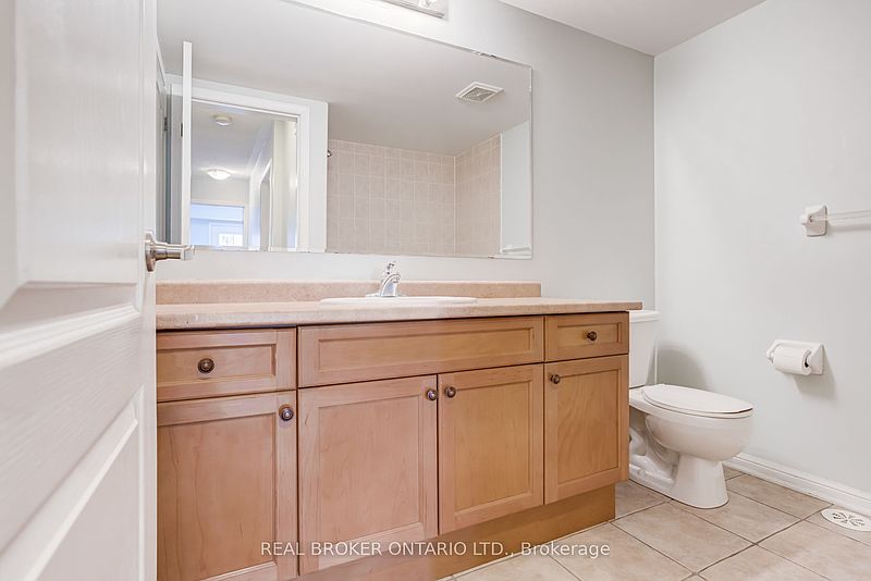 Toronto Townhouse for rent - 2 Bedrooms — photo 19
