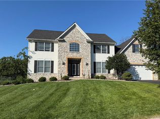 6436 Eichler Cir, Coopersburg, PA 18036