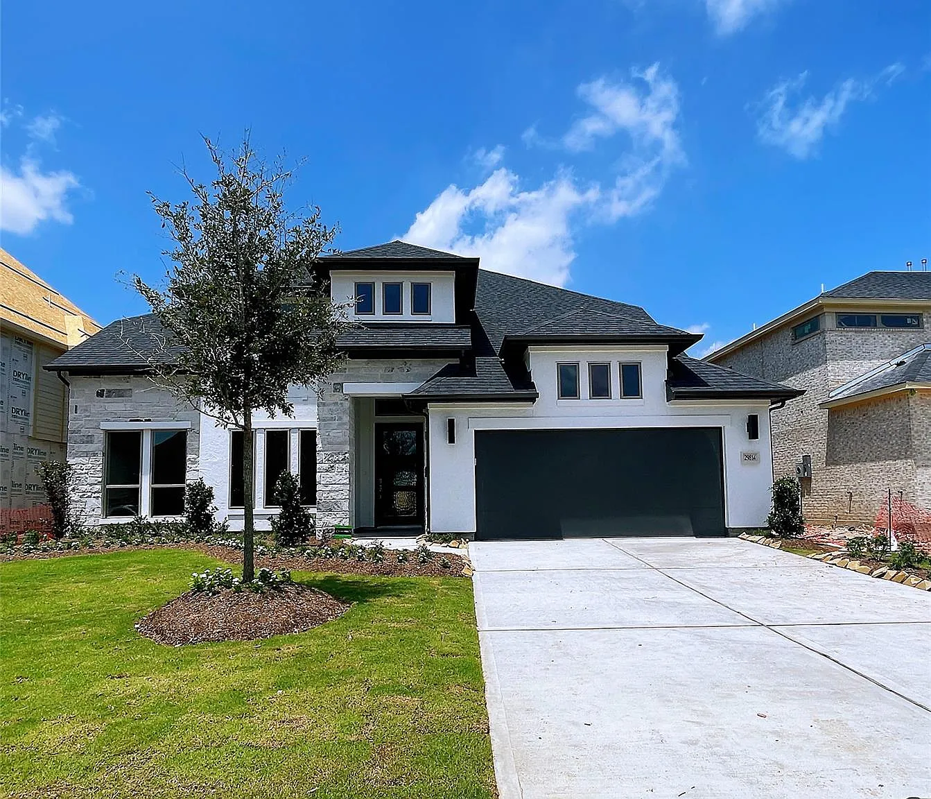 5 bed, 4.5 bath, 3619 sqft, $5,000 — Photo 2