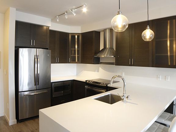 5th image of 1760 NW 56th St APT 616