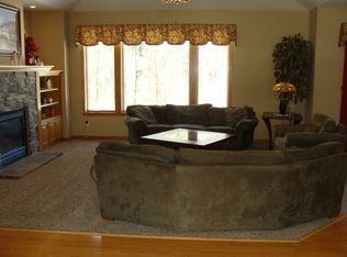 19609 Ironton Cir NW, Elk River, MN 55330