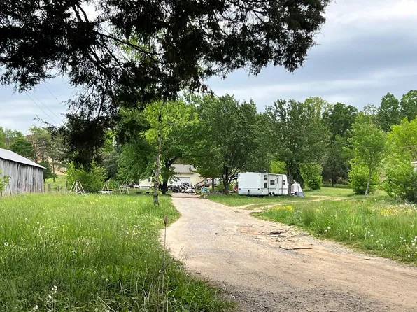 568 Old Rhea Springs Rd, Spring City, TN 37381