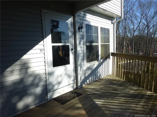 453 Bayonet Street #19, New London, CT 06320