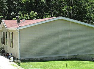 494 Town Br, Vanceburg, KY 41179