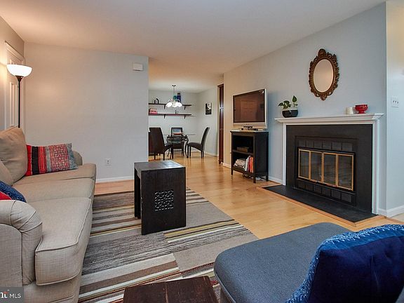 5th image of 6067A Essex House Sq