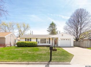 429 22nd St SW, Mason City, IA 50401
