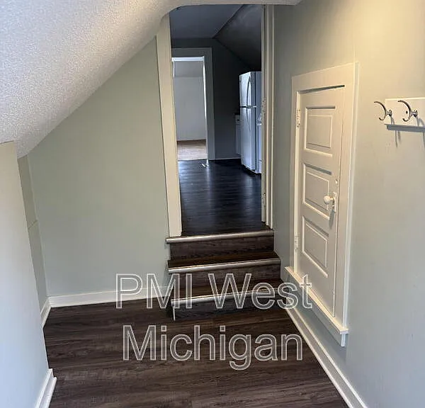 927 10th St NW #2 — Photo 14
