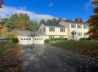 7 Ladd Ln, Wilbraham, MA 01095