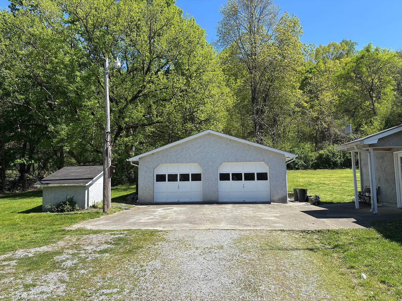 3 bed, 2.5 bath, 1500 sqft, $1,500 — Photo 2