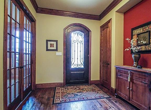 5th image of 7208 Mitchell Ct