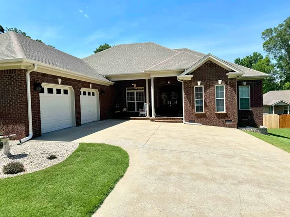 267 Koger St, Killen, AL 35645