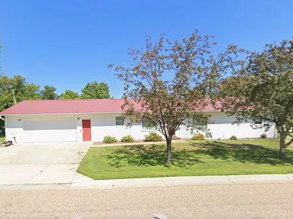 201 Cedar Ave, Wyndmere, ND 58081