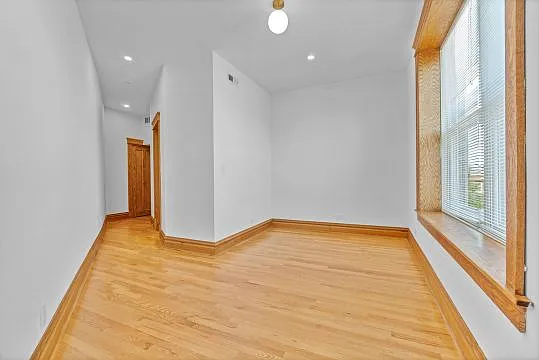 3406 N Sheffield Ave #3 — Photo 5