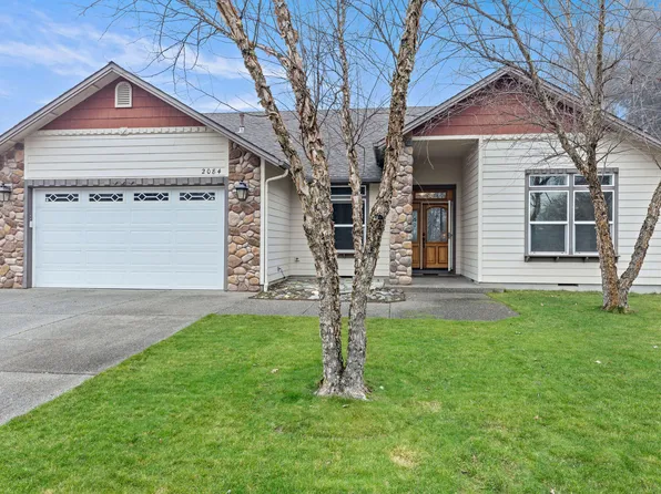 2084 SW Ford St, Grants Pass, OR 97526