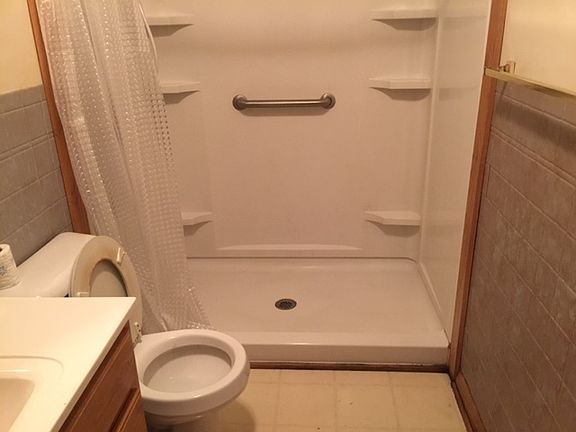 5th image of 304 Jamison Ave