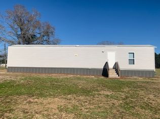 1557 Halltown Rd, Jacksonville, NC 28546