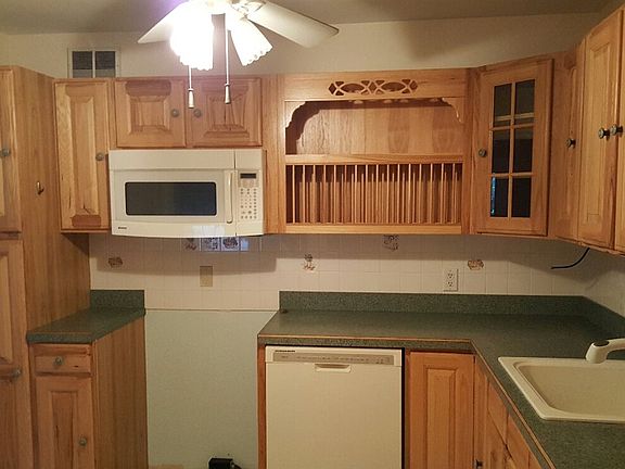 3rd image of 18 Heron Ave