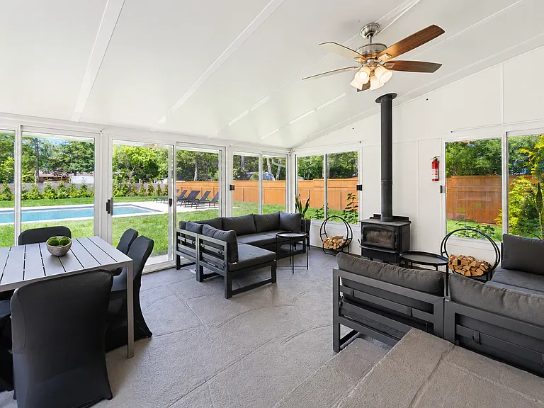 5 Pine Tree Ct — Photo 12