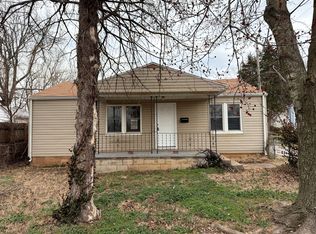 2658 N Fremont Ave, Springfield, MO 65803