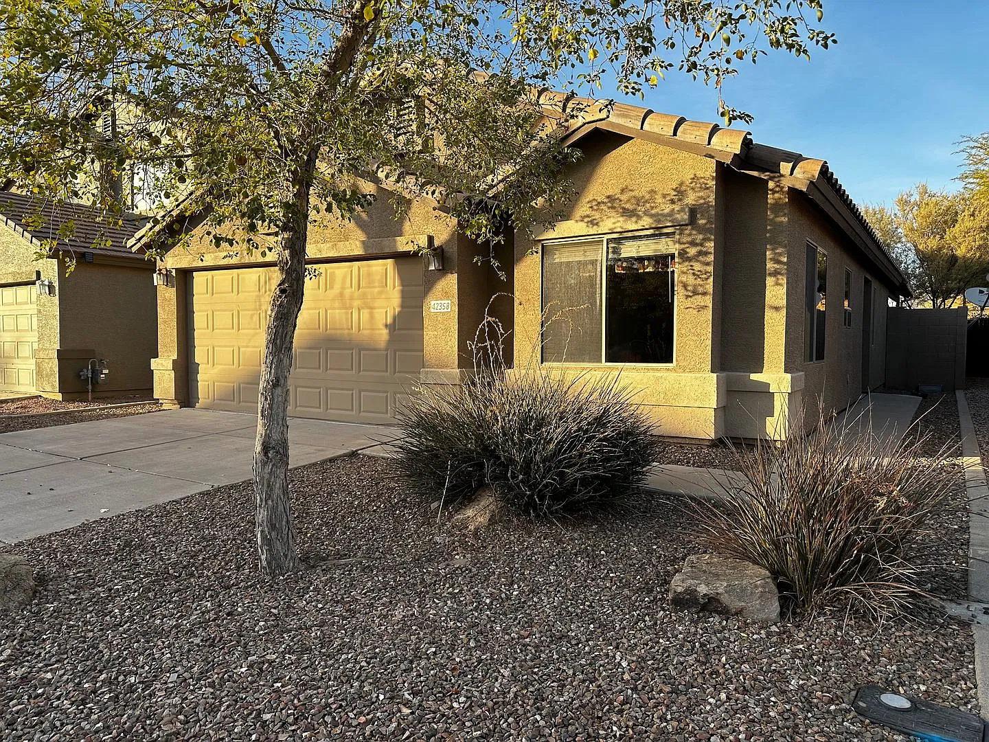 3 Bedroom 2 Bath Single Level Home In Maricopa! — Photo 3
