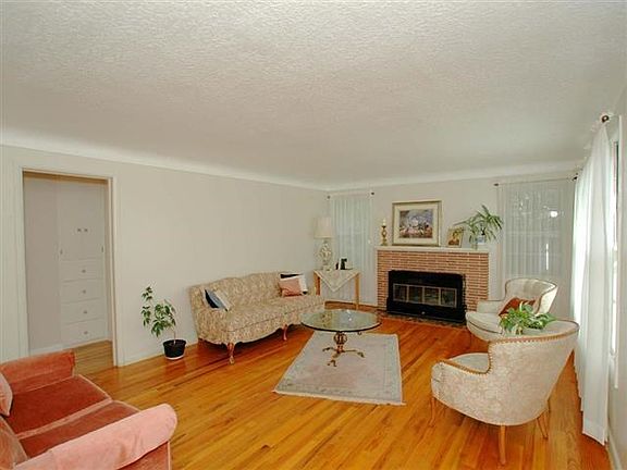2nd image of 6217 W Randolph Dr