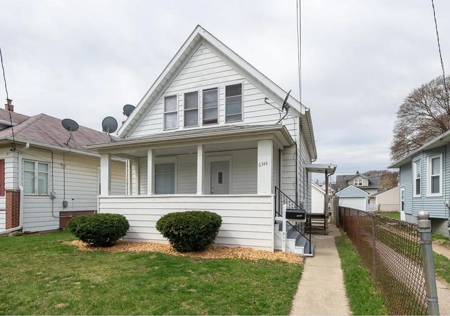 JK 6344 25th Ave — Photo 1