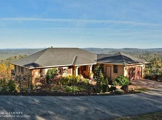10615 Canyon Creek Ln, Penn Valley, CA 95946