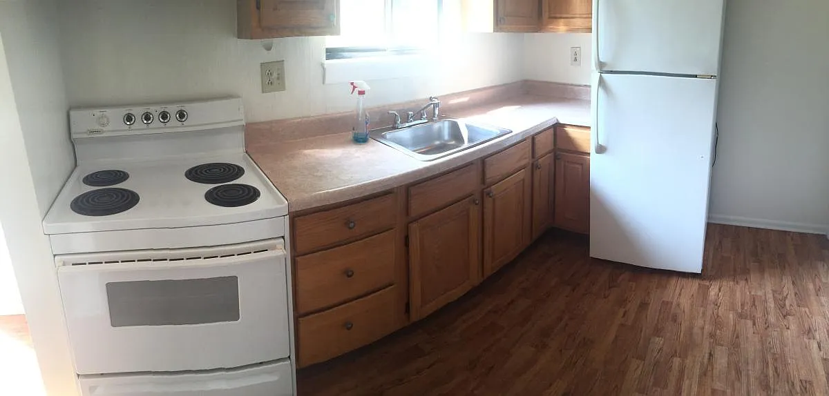 Building Photo - 405 Blackhawk Rd #12