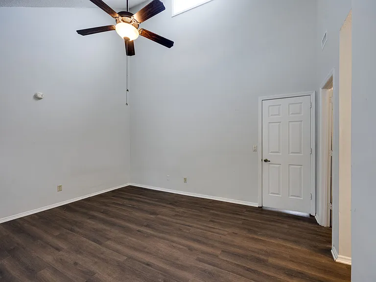 34 Woodlawn Dr #1 — Photo 16