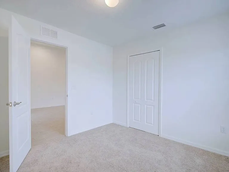 4548 Adrienne St — Photo 8