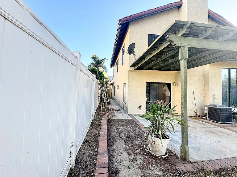 6250 Fleetwood Ln — Photo 28