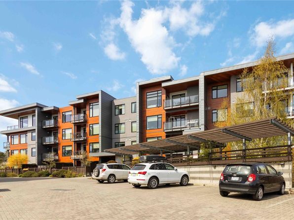 3815 Rowland Ave NW #209, Saanich, BC V8Z 0E1