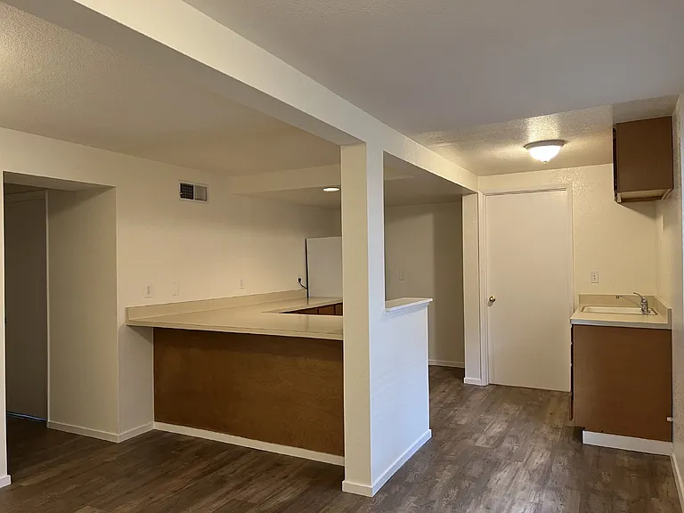 28 Cordone Dr — Photo 17