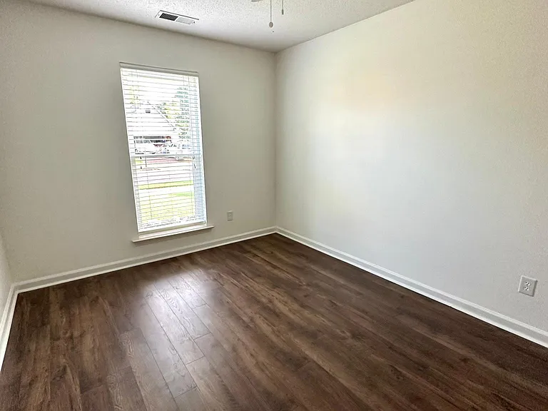 11206 Black Sheep Dr — Photo 15