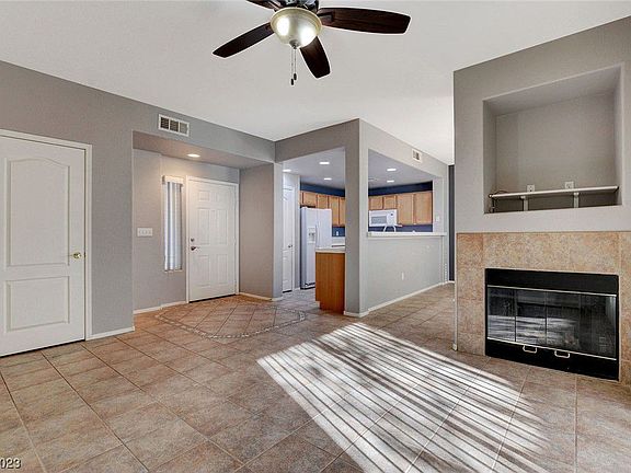 4th image of 2325 Windmill Pkwy APT 1213