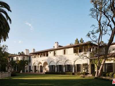 391 N Carolwood Dr, Los Angeles, CA, 90077