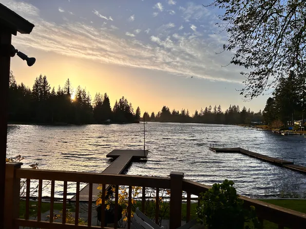 15222 10th Dr NW, Marysville, WA 98271