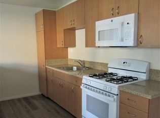 451 E Rowland St, Covina, CA 91723