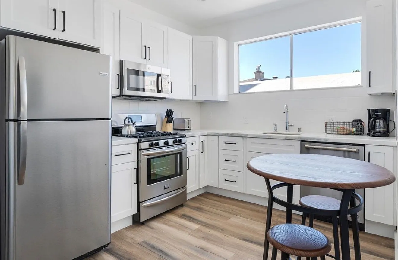 1 bed, 525 sqft, $2,795 — Photo 3