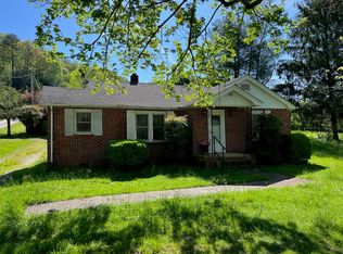 128 Terrell Rd, Franklin, NC 28734