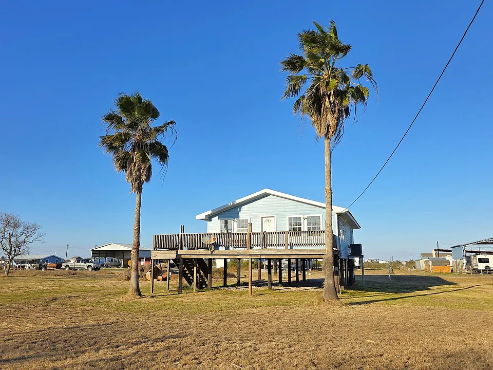 405 Blue Water Blvd