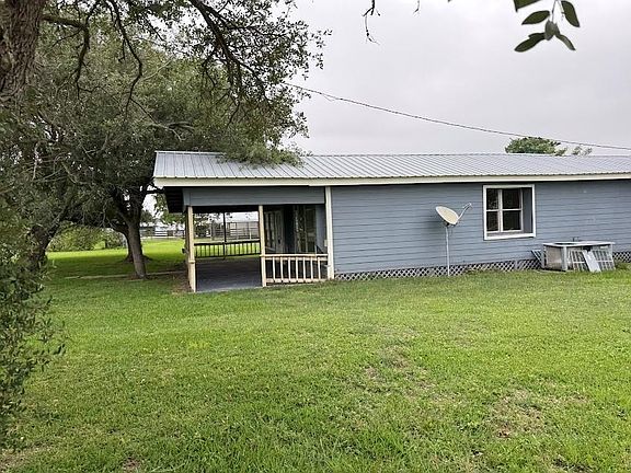 3rd image of 5589 County Road 469