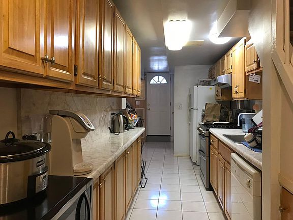 4th image of 47-23 197th St Floor 1